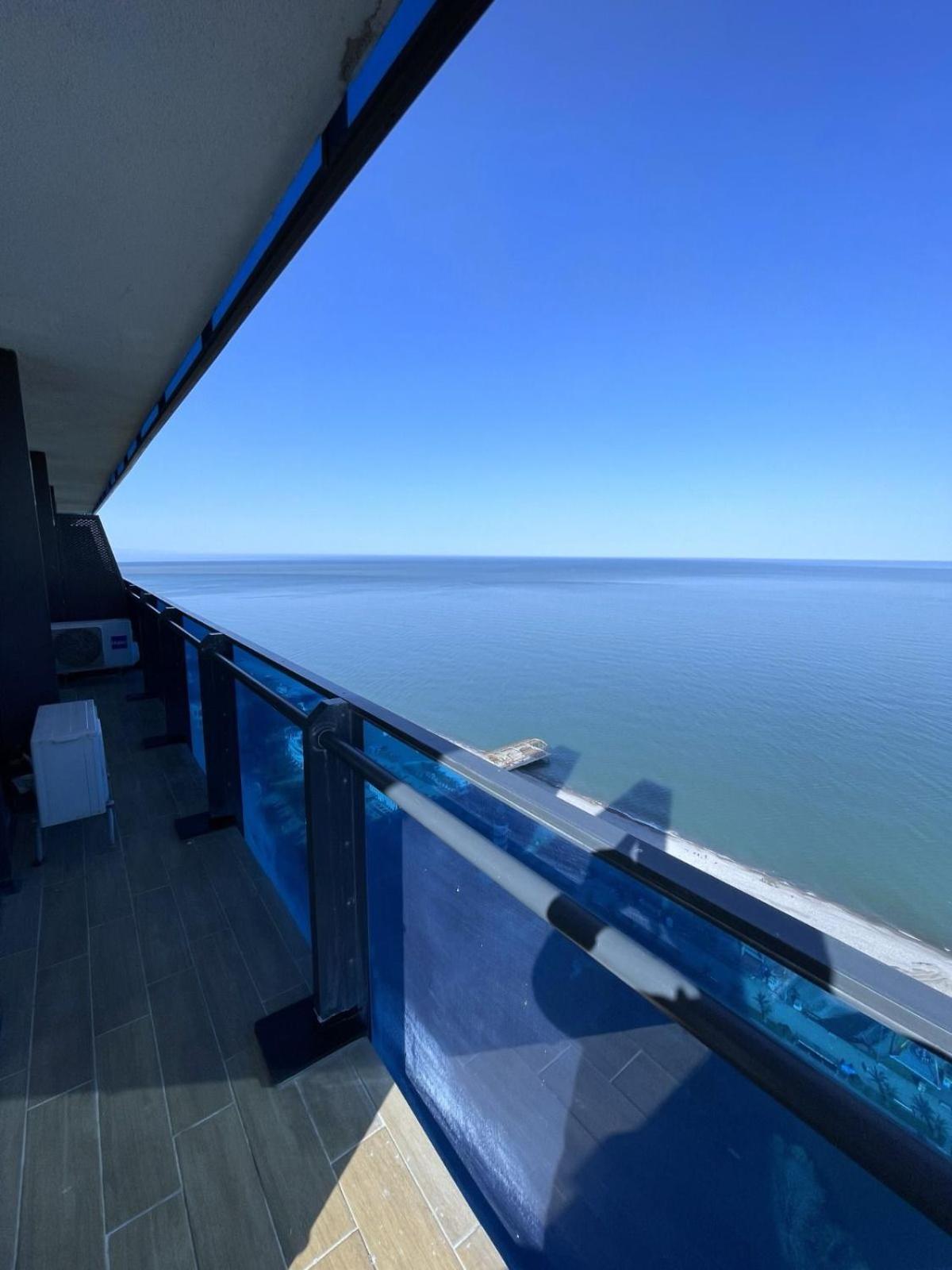 Orbi Aparthotel In Batumi Ngoại thất bức ảnh