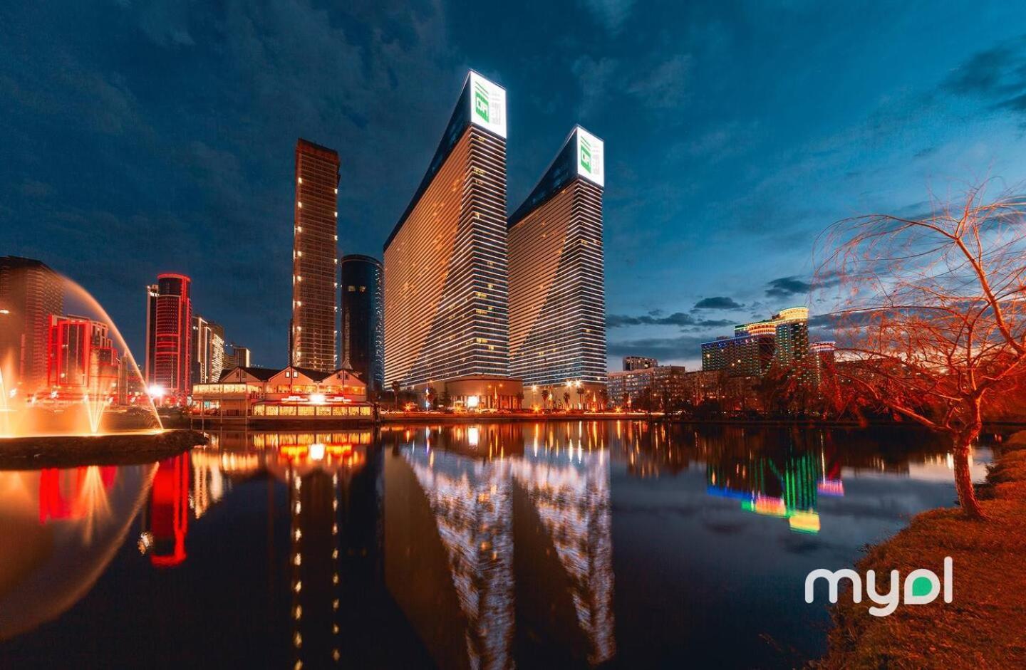 Orbi Aparthotel In Batumi Ngoại thất bức ảnh